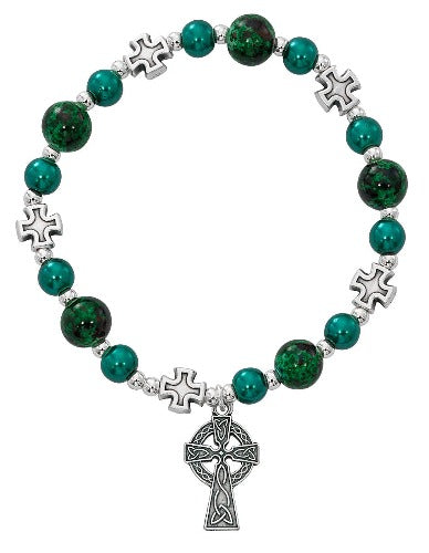 BRACELET - CELTIC CROSS AND GREEN BEADS - STRETCH