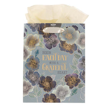 Load image into Gallery viewer, Gift Bag (M) Begin Each Day With A Grateful Heart
