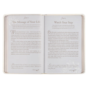 366 DAILY DEVOTIONS FOR COUPLES - MR. & MRS. - WHITE COVER