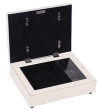 Load image into Gallery viewer, MUSIC GIFT BOX - FIRST COMMUNION GIRL - IVORY
